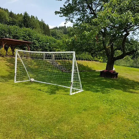 Blue 乌帕河畔斯沃博达