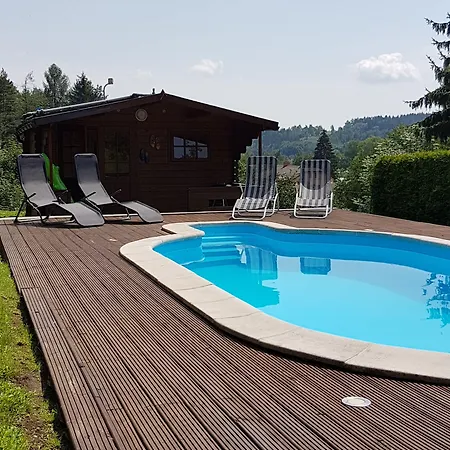 Blue 招待所 乌帕河畔斯沃博达